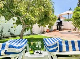 Chalet en primera Línea con 150m2 de Jardín Privado