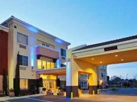 Holiday Inn Express Berkeley by IHG, hotel v destinaci Berkeley