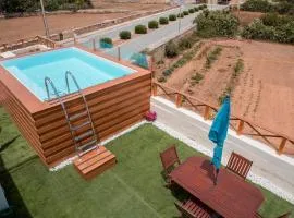 Tal-Karmnu Entire house with private heated pool and jacuzzi