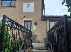 Levens Terrace, Barrow Spa Therapy, hotel with parking in Barrow in Furness