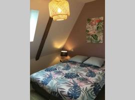 Appartement dans maison de 1789 au centre de Vitré, ξενοδοχείο σε Vitré