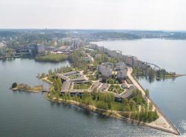 Capitano, beach hotel in Lahti