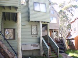 Lawlers、ディナー・プレーンのホテル