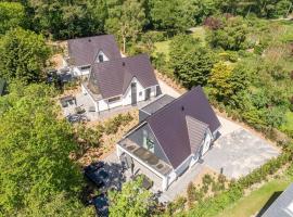 Villa in Texel near Beach and Nature Reserve, hotel v destinaci Den Burg