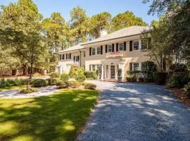 Knollwood Manor - The Historic Mid Pines Mansion