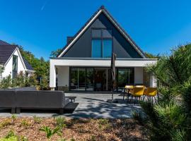 Energy neutral villa with wellness area, cottage in Den Burg