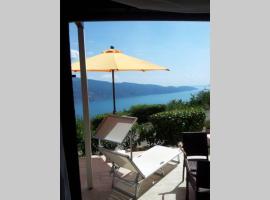 Bungalow Sonnensee mit phantastischem Fernblick, bolig ved stranden i Olzano