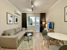 Stylish Top Centre Apartment for 4 guests