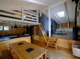 Chalet des Bruyeres, hotel in Lans-en-Vercors