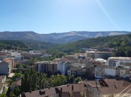 Alojamiento Completo 'Mira Béjar', hotel in Béjar