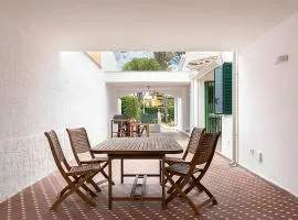 Villino a Fontane Bianche by Wonderful Italy