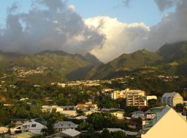 Fare Arearea Sweet Studio, hotel en Papeete