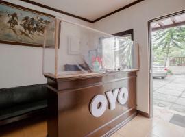 OYO 741 Sierra Travellers Inn, hotell i Tagaytay