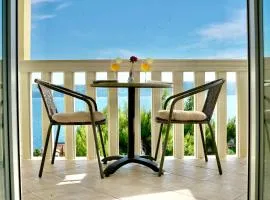 Apartments Bacak