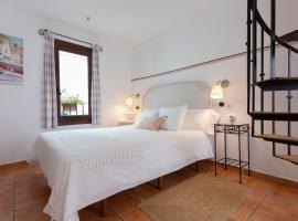 La Morada Mas Hermosa, hotel cerca de Atalaya Golf & Country Club, Marbella
