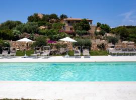 La Corte Di Pulicinu: Baja Sardinia şehrinde bir otel