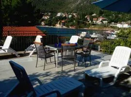 Beautiful 3-Bed Villa in Zaton Mali