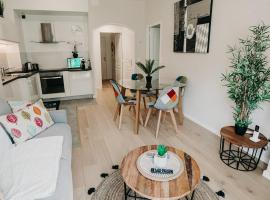 Charmant appartement 4 étoiles Bella Vita Zen, khách sạn ở Aix-les-Bains