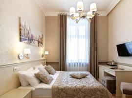 Royal mini-apart hotel on Rynok Square, apart-hotel em Lviv