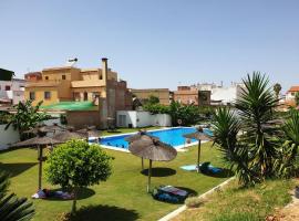 Fadesa Algaba 2 B, hotell i La Algaba