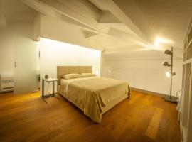 Mori Siciliani House, hotel v destinaci Aci Castello