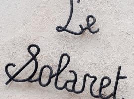 Le Solaret, hotel s parkov&aacute;n&iacute;m v S&egrave;te