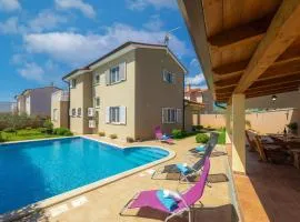 Holiday Home Villa Zara by Interhome