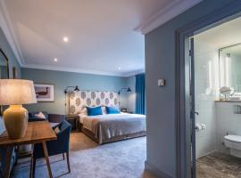 The Crown Inn, hotel in Stoke by Nayland