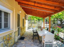 Holiday House Skala Kallirachi, hotel in Skala Kallirakhis