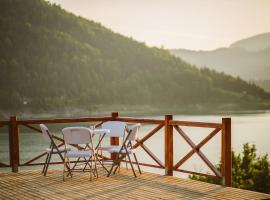 Zoranovi konaci, cabana o cottage a Jevtići