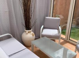 Petit cocon, apartment in Château-Chinon