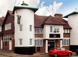 The Old Castle Hotel, beach rental in Rodwell