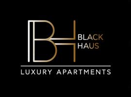 BLACKHAUS Apartments, apartment in Thessaloniki