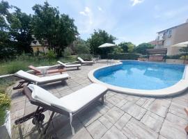 Apartmani Matković, hotel i Jadranovo