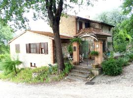 Tra grilli e cicale, bed and breakfast en Deruta