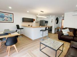 Sunny Duplex in front of Campello beach