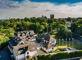 Hotel Sarmata Zespół Dworski, hotel v destinácii Sandomierz