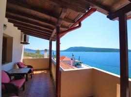 Sossinola, serviced apartment in Steni Vala Alonissos