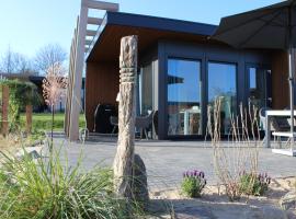 Seaside Lodge S&uuml;sel, L&uuml;becker Bucht, Ostsee, chalet de monta&ntilde;a en S&uuml;sel