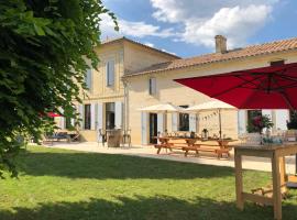 Gîte du Château Le Conte - Saint Emilion, vakantiewoning in Saint-Hippolyte