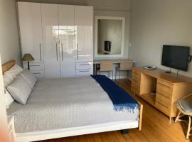 The Fox Hole, apartamento en Krugersdorp