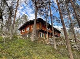 Lapiosalmi Wilderness Center, hotell med parkering i Posio