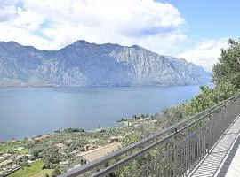 La Terrazza sul Lago