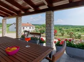 Apartment Larissa by Rent Istria