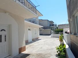 E&A, apartamento em Baska Voda