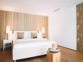 Hotel AVA