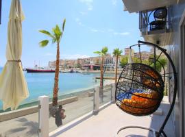 Yacht Villa, ξενοδοχείο στους Αγίους Σαράντα