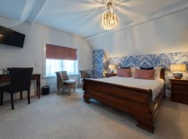 Florence House Boutique Hotel and Restaurant, hotel near Portsmouth Historic Dockyard, Portsmouth