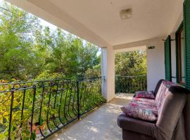 Apartments Quiet, hotel a Sevid