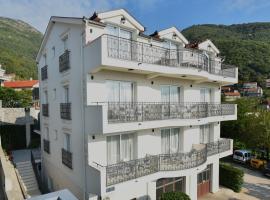 Villa Julia, Luxushotel in Baošići